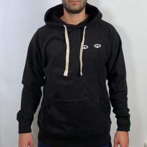 «Le Hoodie à des Yeux»
